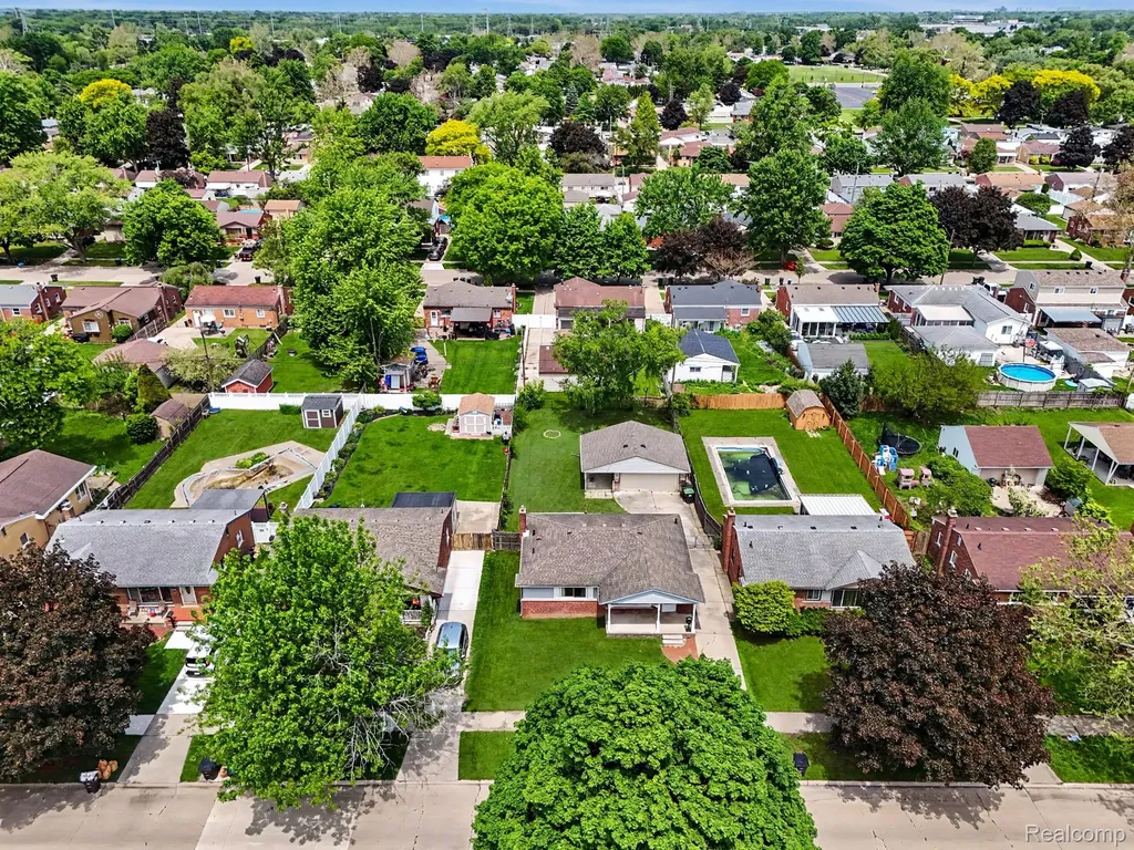 22260 Samuel Street Taylor City MI 48180