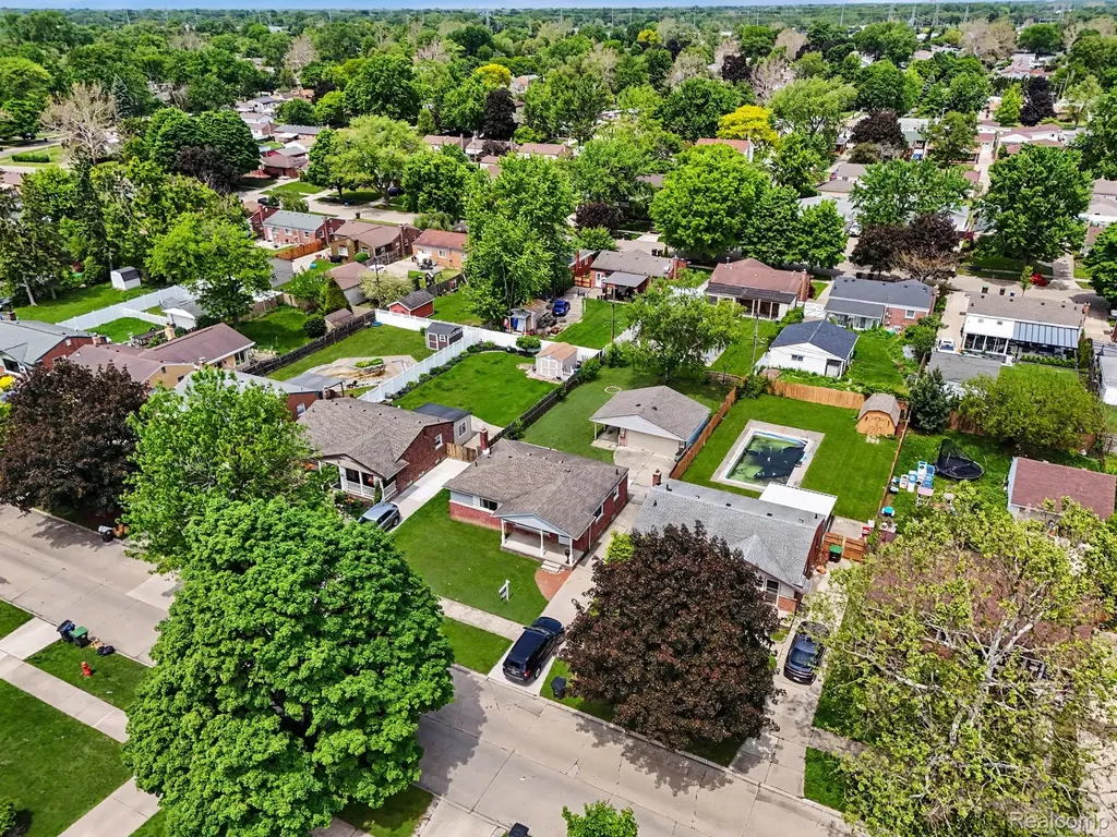 22260 Samuel Street Taylor City MI 48180