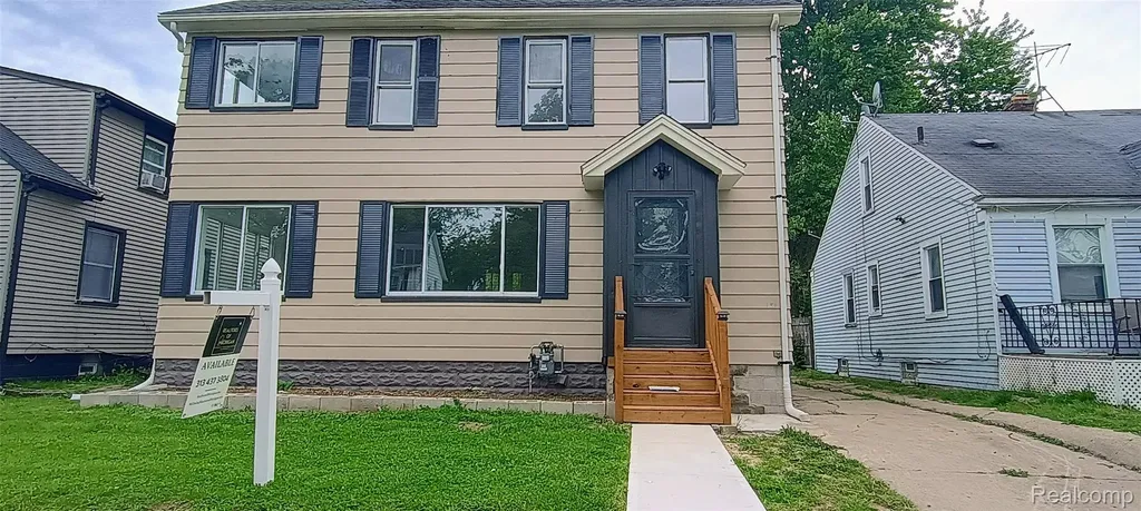 131 Mark Avenue Pontiac City MI 48341