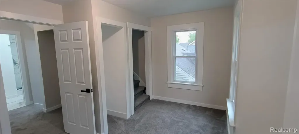 131 Mark Avenue Pontiac City MI 48341