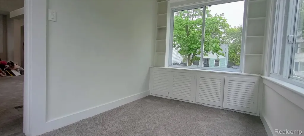 131 Mark Avenue Pontiac City MI 48341