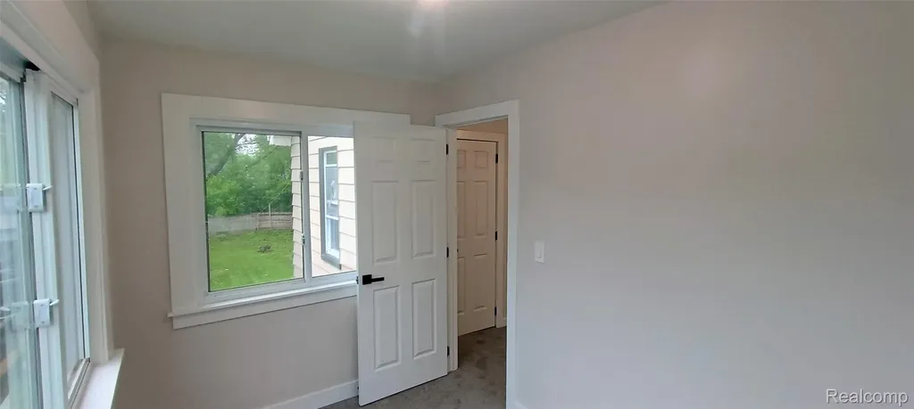 131 Mark Avenue Pontiac City MI 48341
