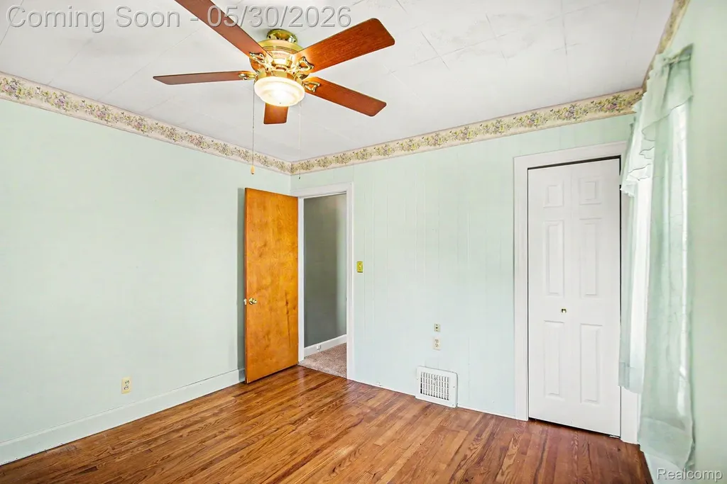 1427 21st Street Port Huron City MI 48060