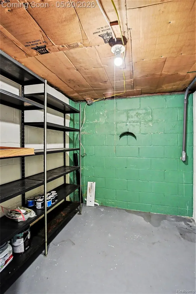1427 21st Street Port Huron City MI 48060