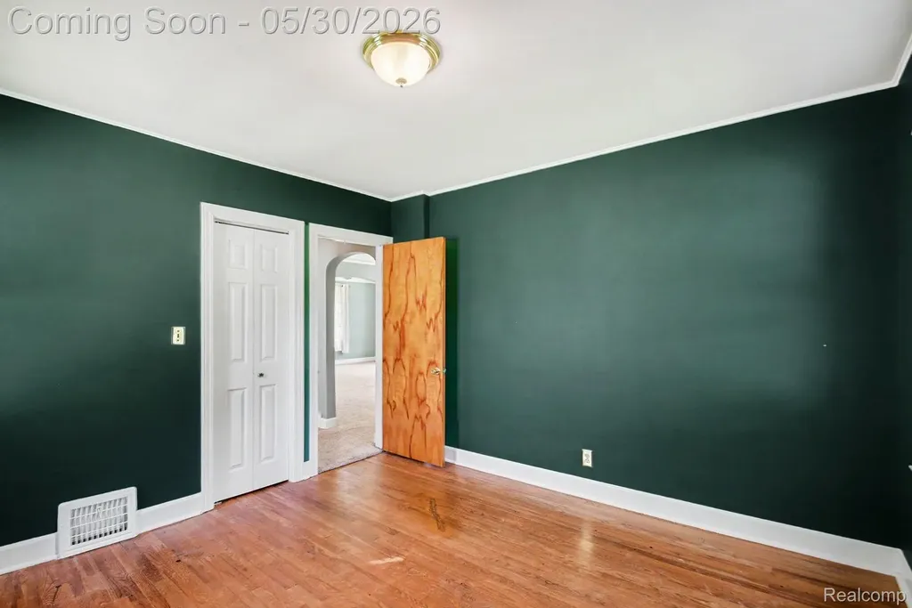 1427 21st Street Port Huron City MI 48060