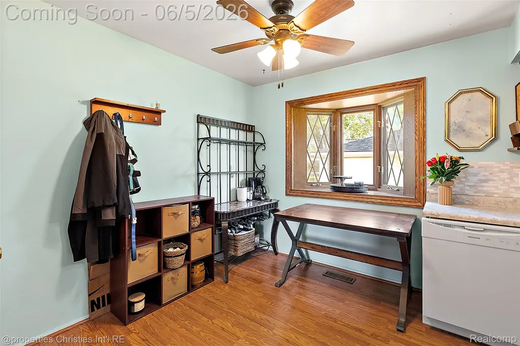 30726 Cooley Boulevard Westland City MI 48185