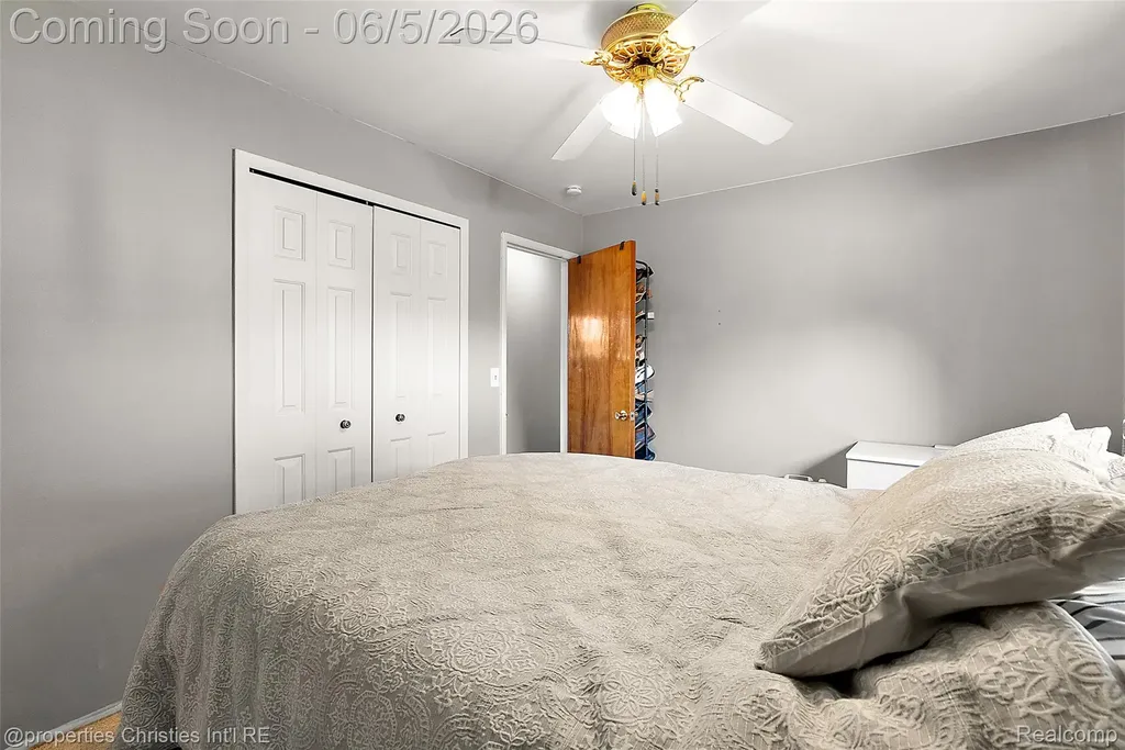 30726 Cooley Boulevard Westland City MI 48185