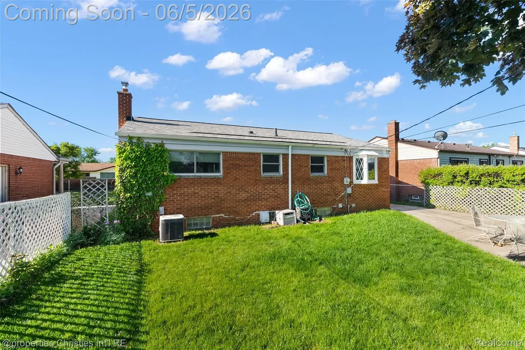 30726 Cooley Boulevard Westland City MI 48185