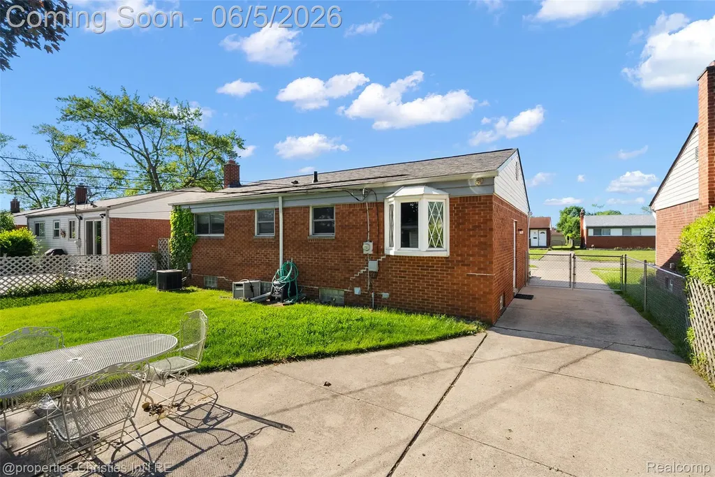 30726 Cooley Boulevard Westland City MI 48185