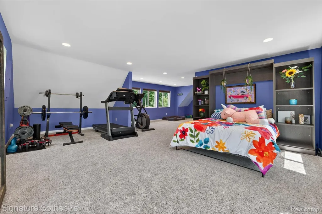 30650 Lahser Road Beverly Hills Village MI 48025