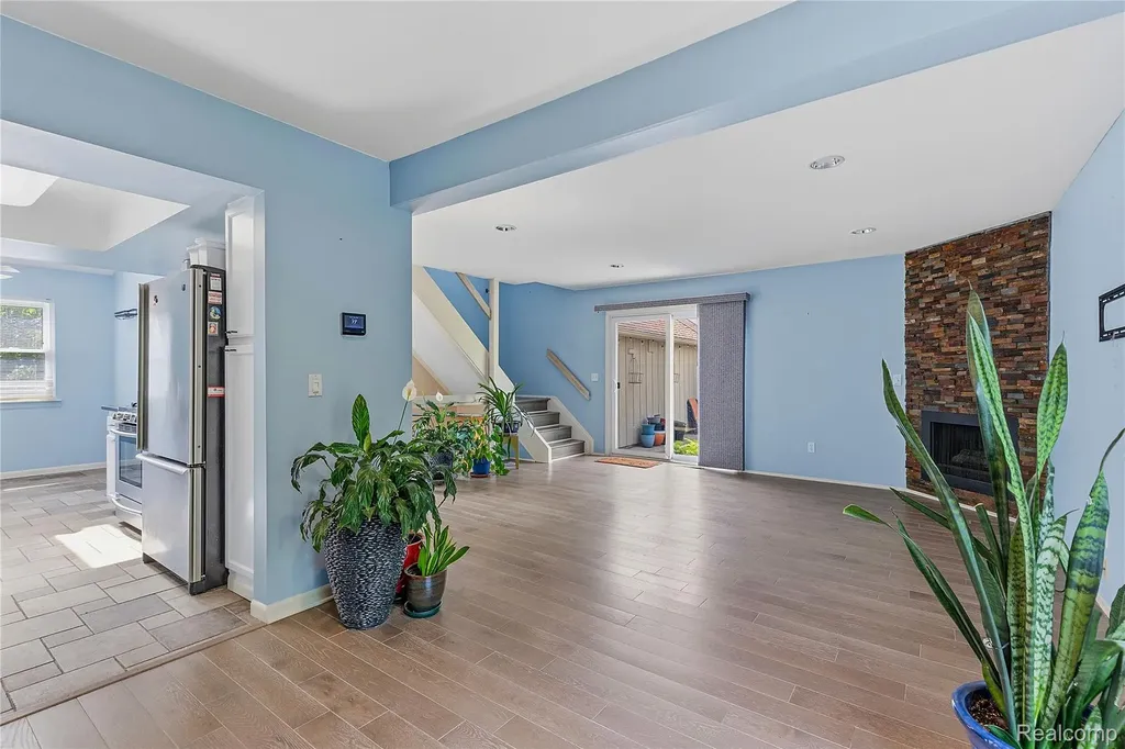2969 Moon Lake Drive West Bloomfield Charter Township MI 48323