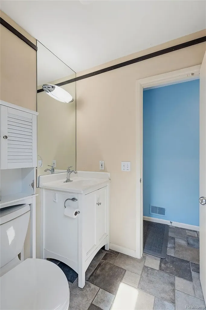 2969 Moon Lake Drive West Bloomfield Charter Township MI 48323
