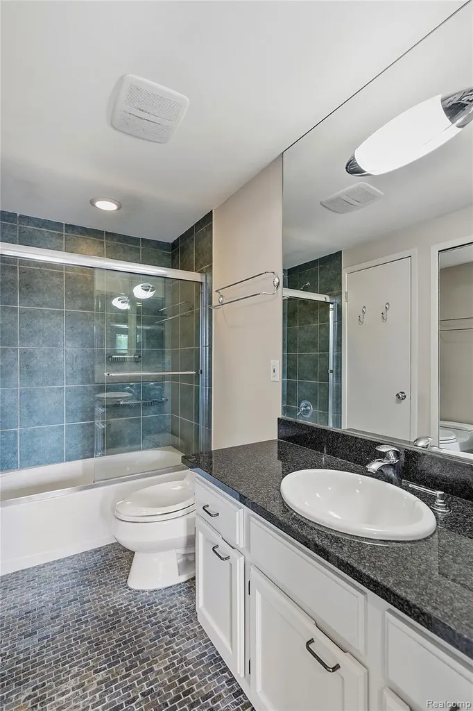 2969 Moon Lake Drive West Bloomfield Charter Township MI 48323