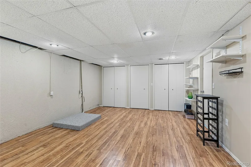 2969 Moon Lake Drive West Bloomfield Charter Township MI 48323