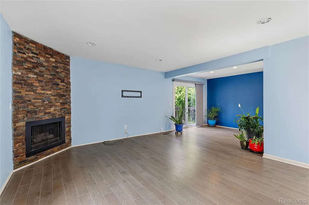 2969 Moon Lake Drive West Bloomfield Charter Township MI 48323