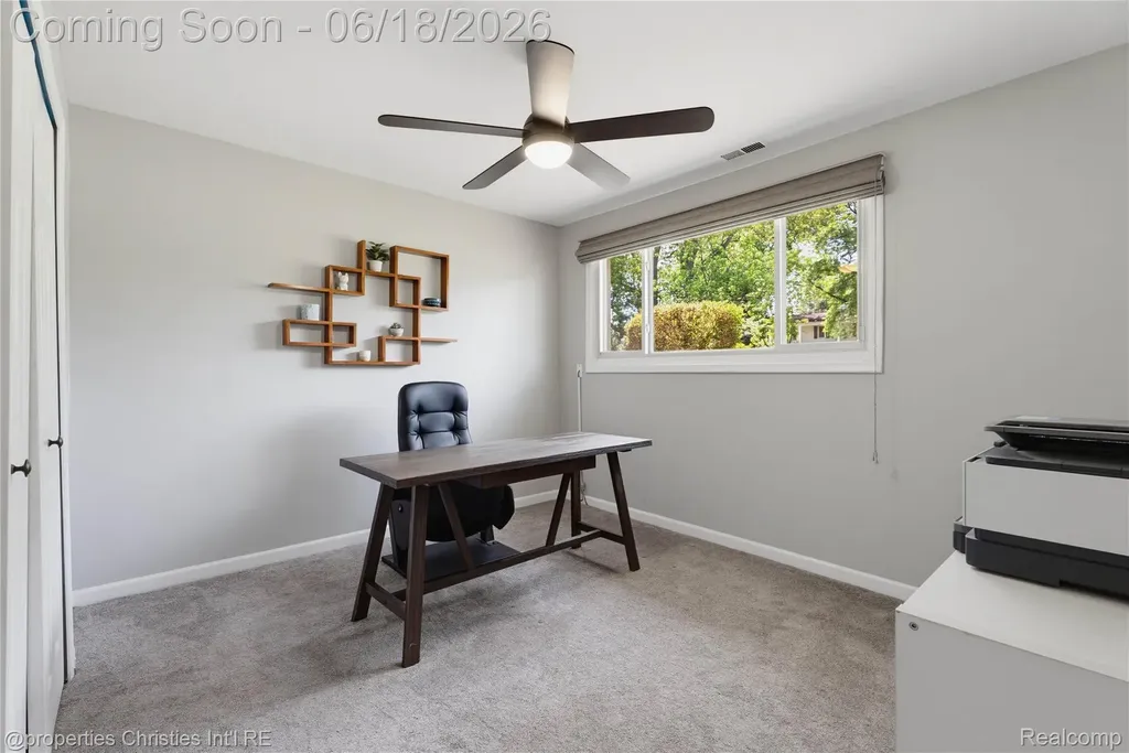 30130 Marimoor Street Beverly Hills Village MI 48025