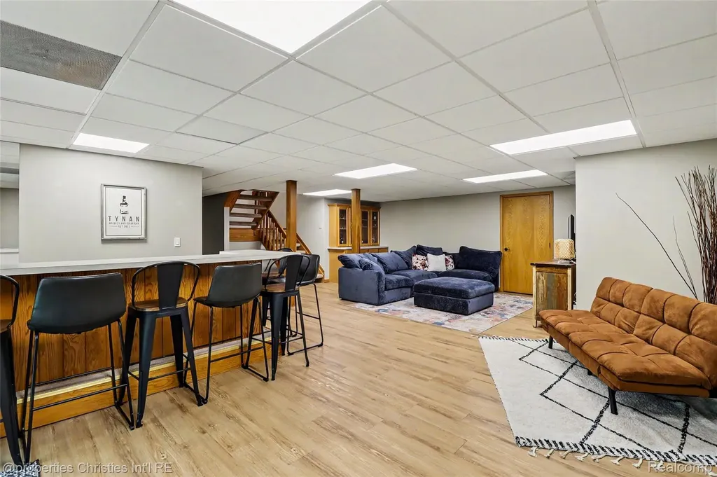 252 Granada Drive White Lake Charter Township MI 48386