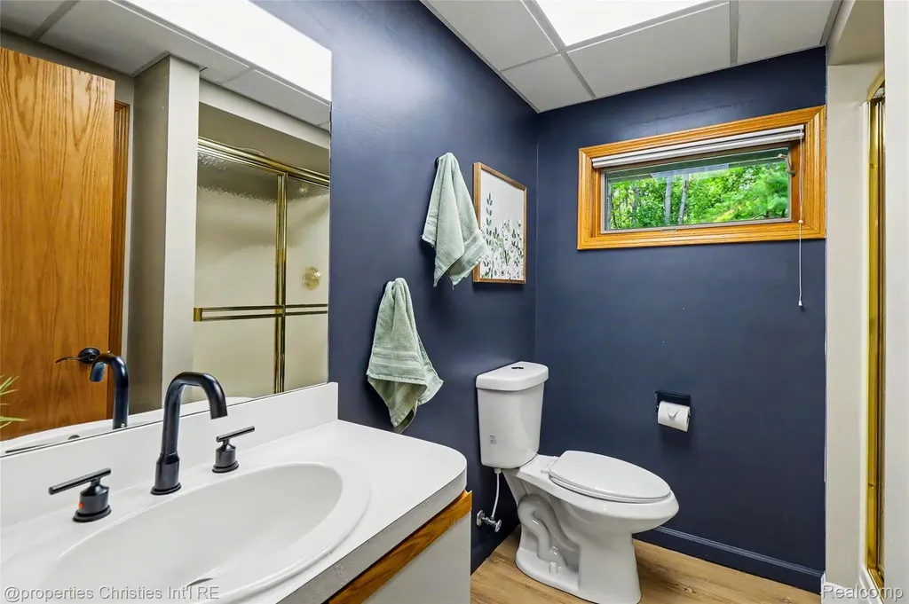 252 Granada Drive White Lake Charter Township MI 48386
