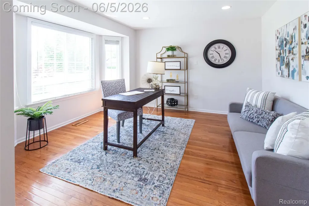 141 Woodslee Drive Troy City MI 48083