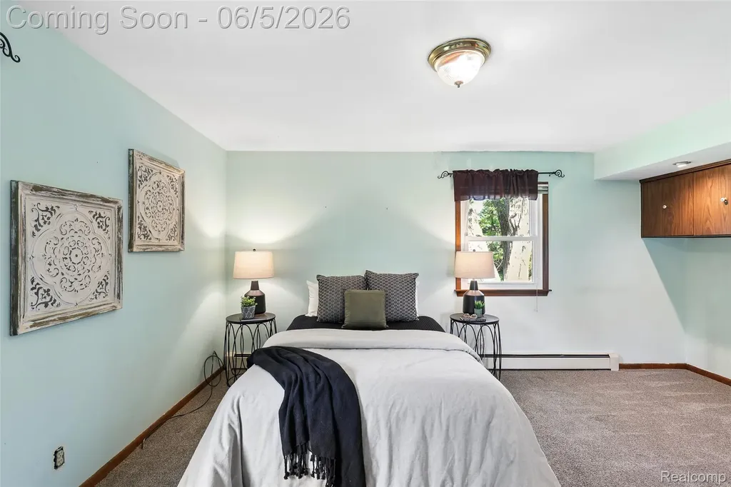 8701 Heatherset Drive Brighton Township MI 48114