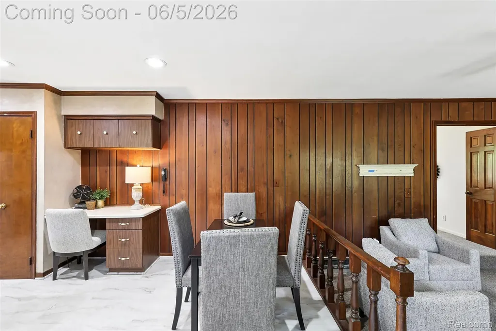 8701 Heatherset Drive Brighton Township MI 48114