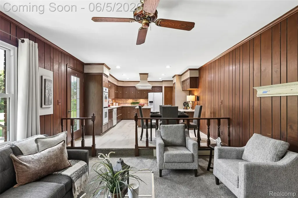 8701 Heatherset Drive Brighton Township MI 48114