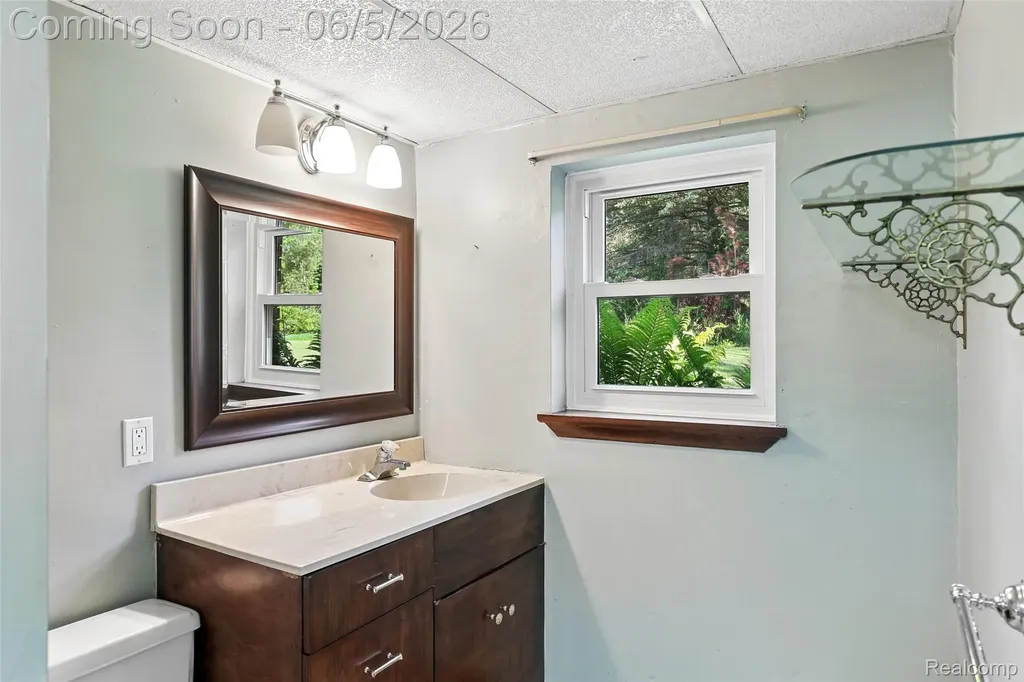 8701 Heatherset Drive Brighton Township MI 48114