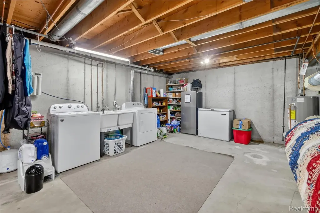 3350 Cemetery Road Handy Township MI 48836