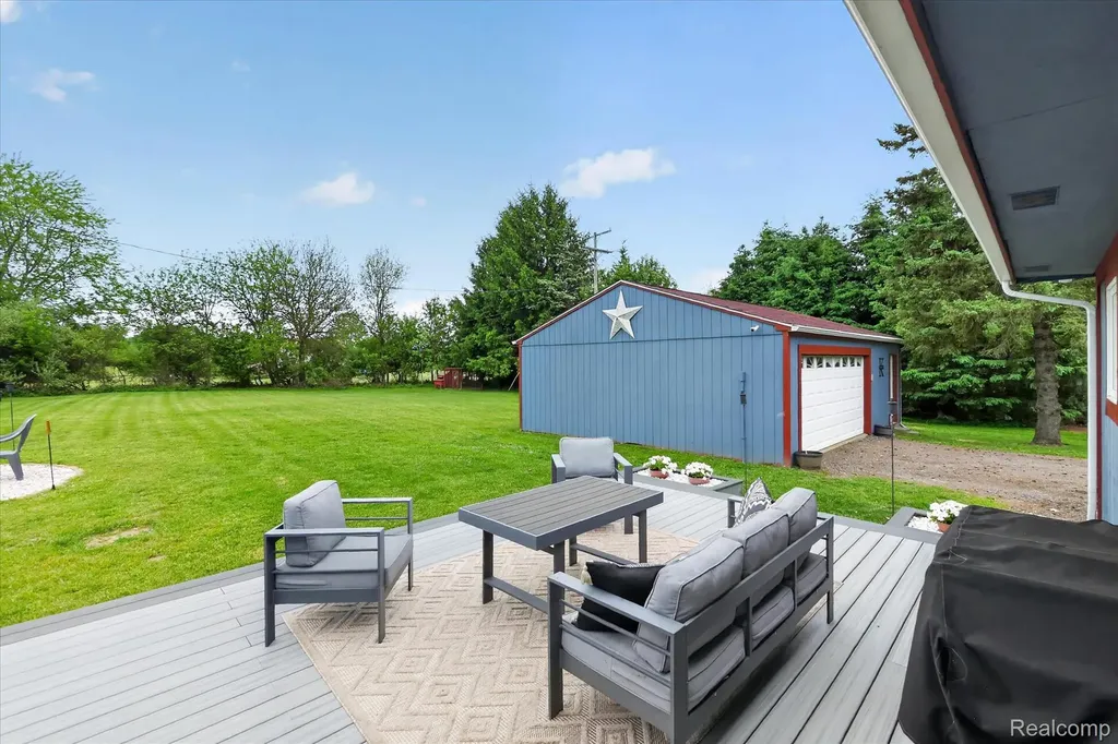 3350 Cemetery Road Handy Township MI 48836