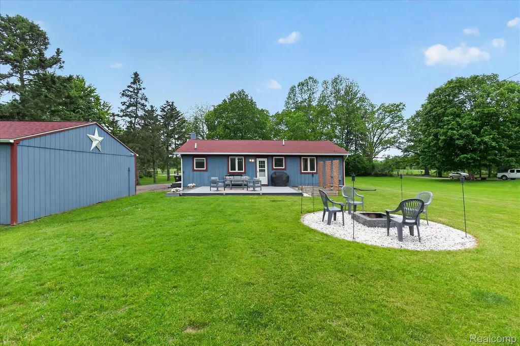 3350 Cemetery Road Handy Township MI 48836