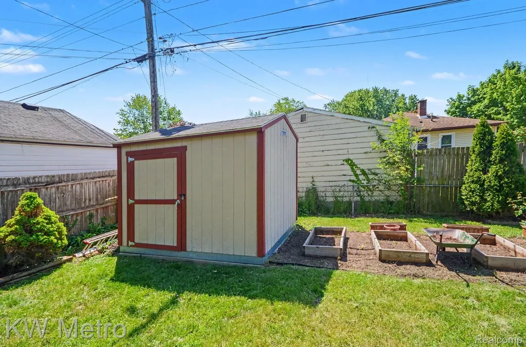 2422 Shevlin Street Ferndale City MI 48220