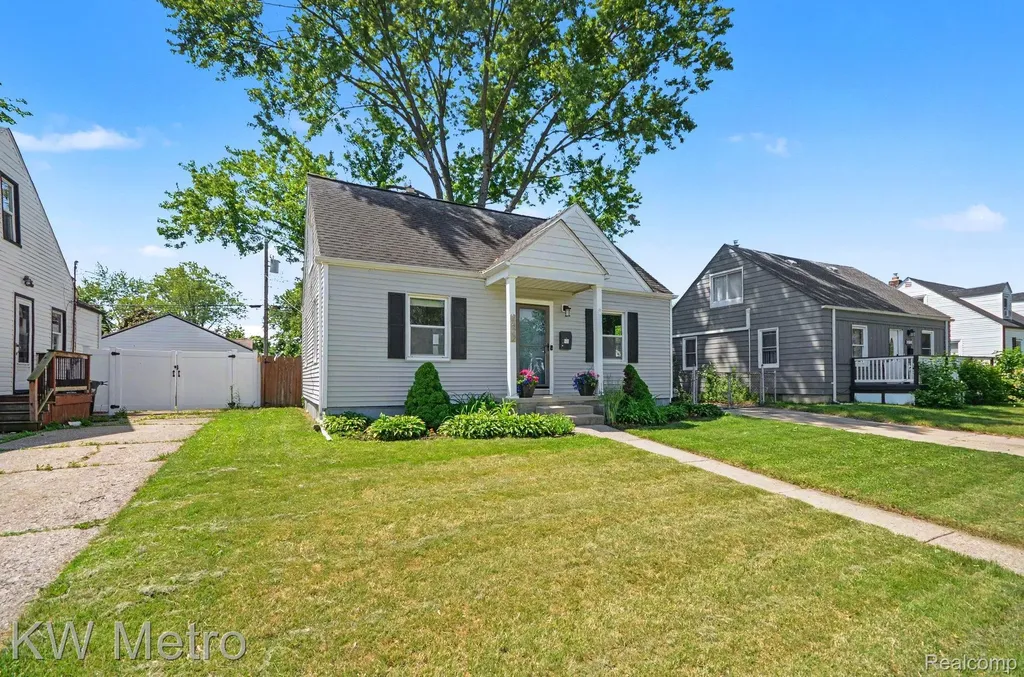 2422 Shevlin Street Ferndale City MI 48220