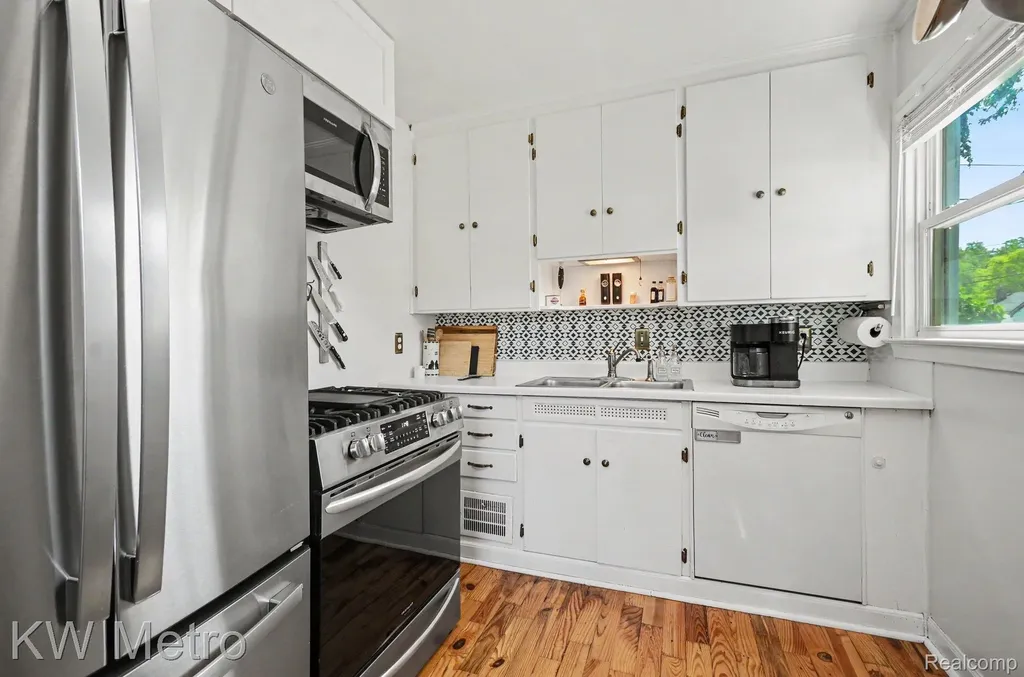2422 Shevlin Street Ferndale City MI 48220