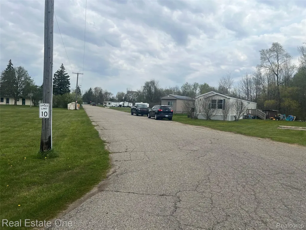 1723 S Van Dyke Road Colfax Township MI 48413