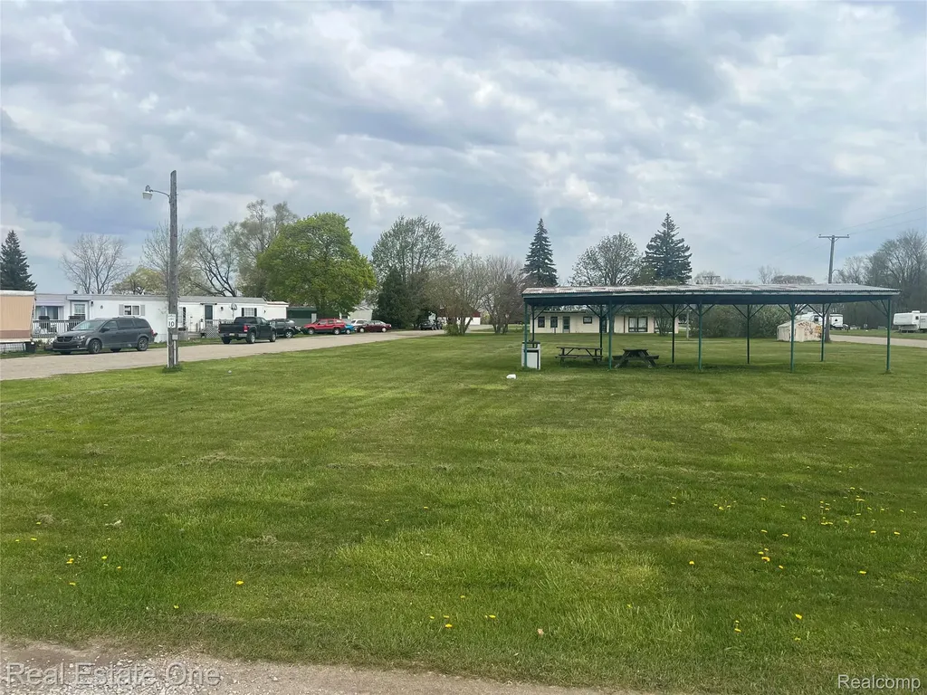 1723 S Van Dyke Road Colfax Township MI 48413
