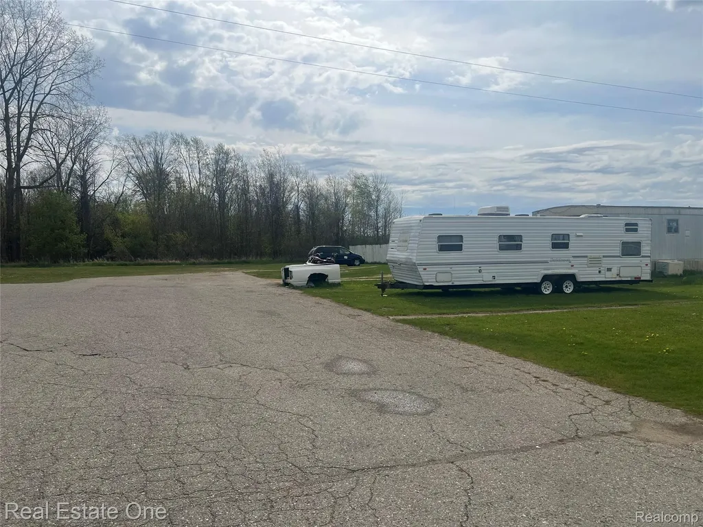 1723 S Van Dyke Road Colfax Township MI 48413