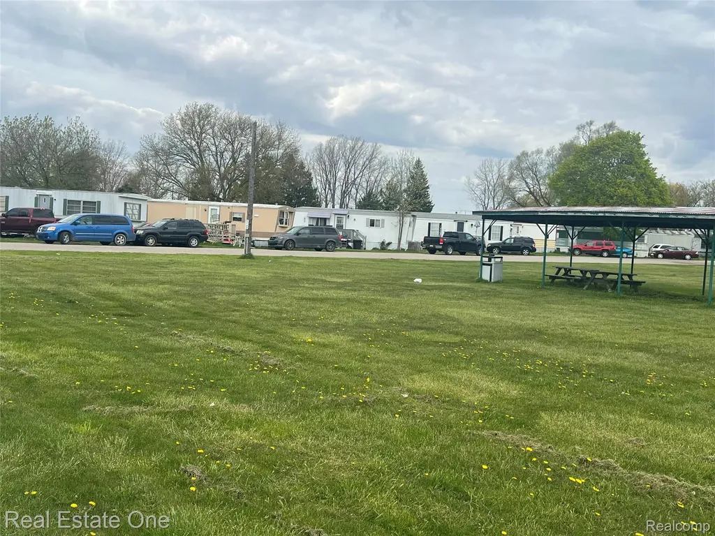 1723 S Van Dyke Road Colfax Township MI 48413