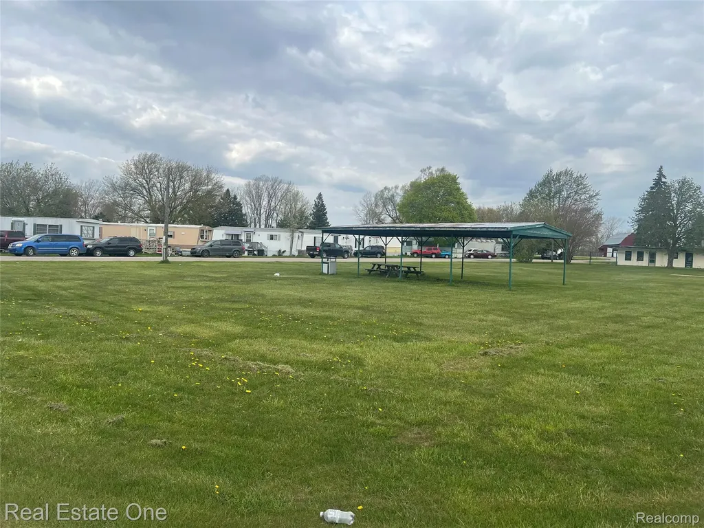 1723 S Van Dyke Road Colfax Township MI 48413