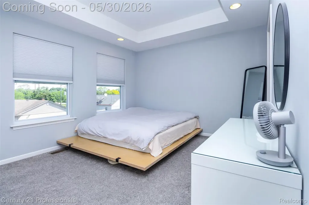 57 Kaprol Drive Troy City MI 48098