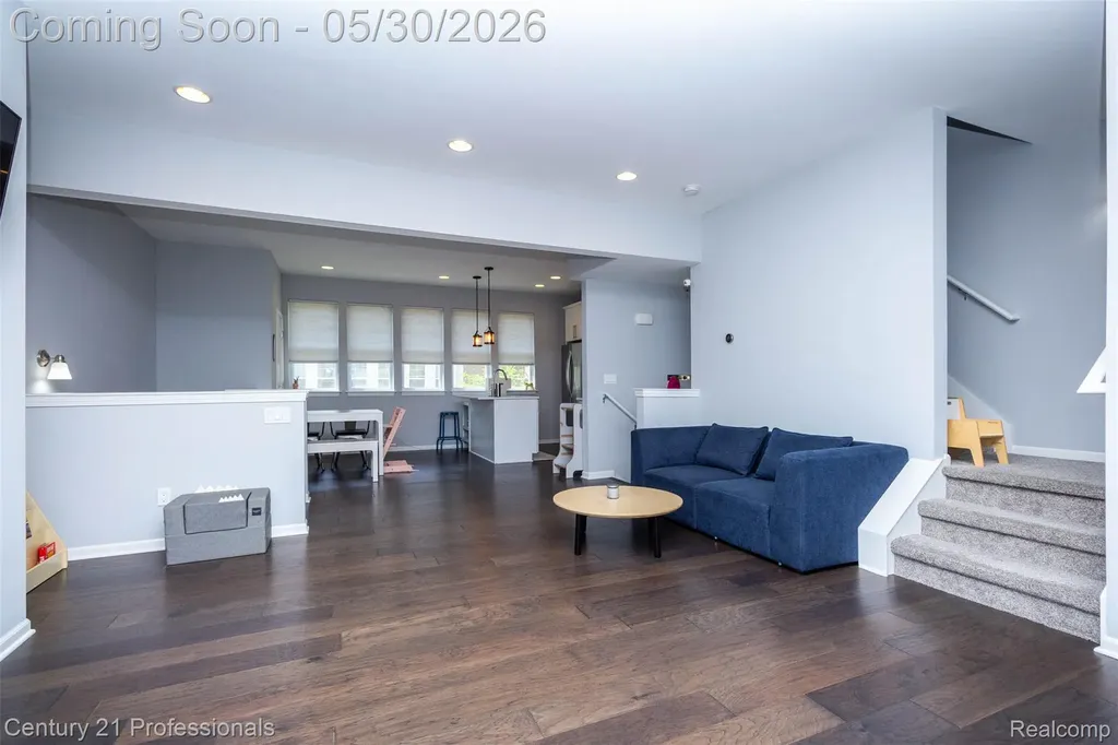 57 Kaprol Drive Troy City MI 48098