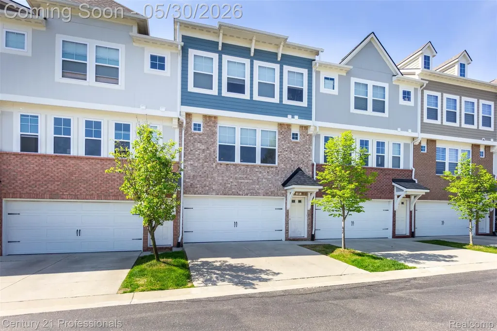 57 Kaprol Drive Troy City MI 48098