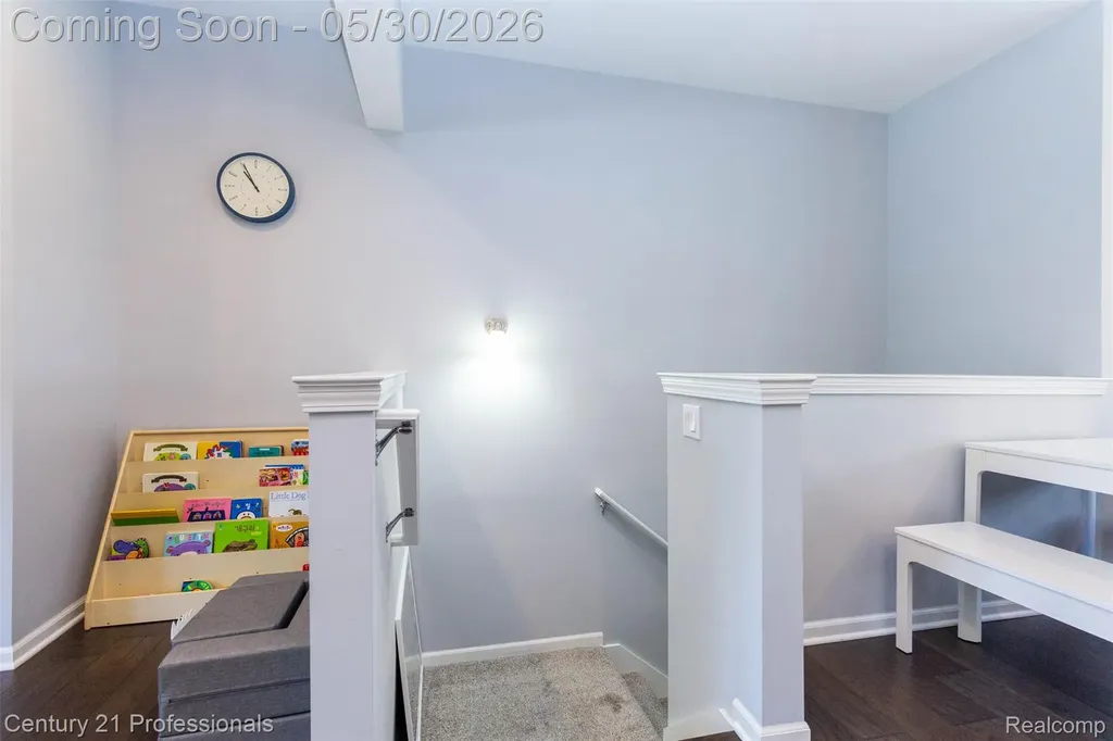 57 Kaprol Drive Troy City MI 48098