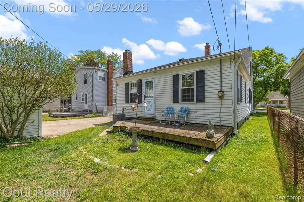 23034 Madison Street Dearborn City MI 48124