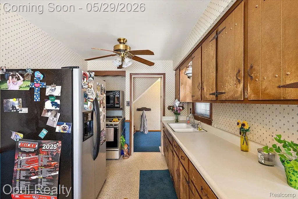 23034 Madison Street Dearborn City MI 48124