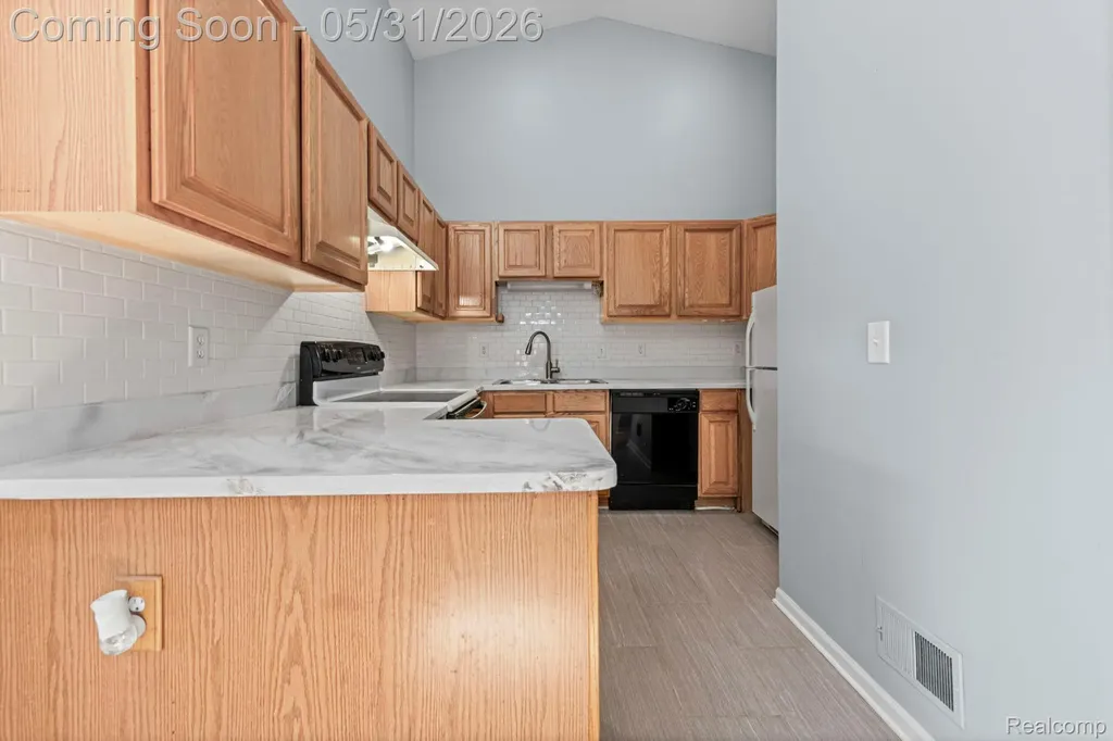 23362 Stromp Court Brownstown Charter Township MI 48183