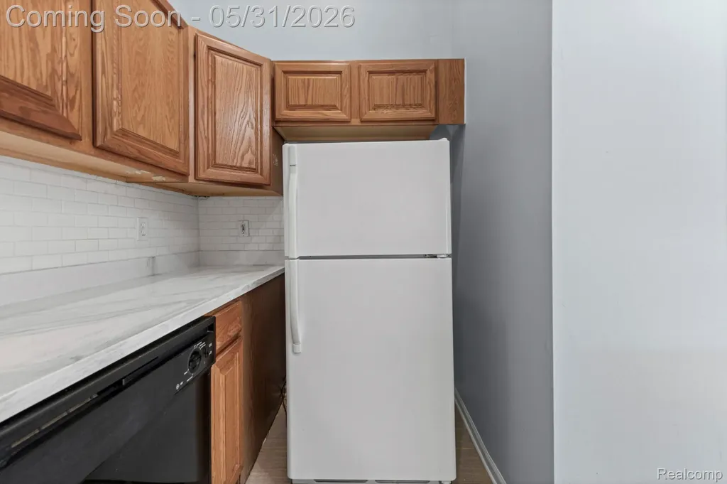 23362 Stromp Court Brownstown Charter Township MI 48183