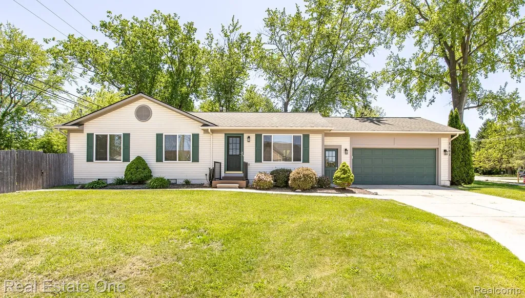 3103 Crooks Road Rochester Hills City MI 48309