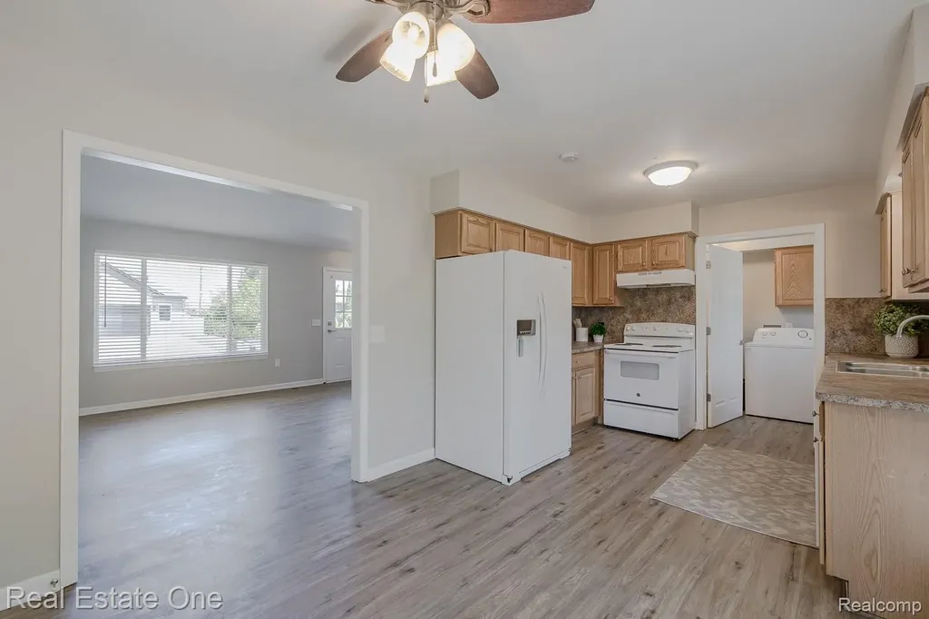 3103 Crooks Road Rochester Hills City MI 48309