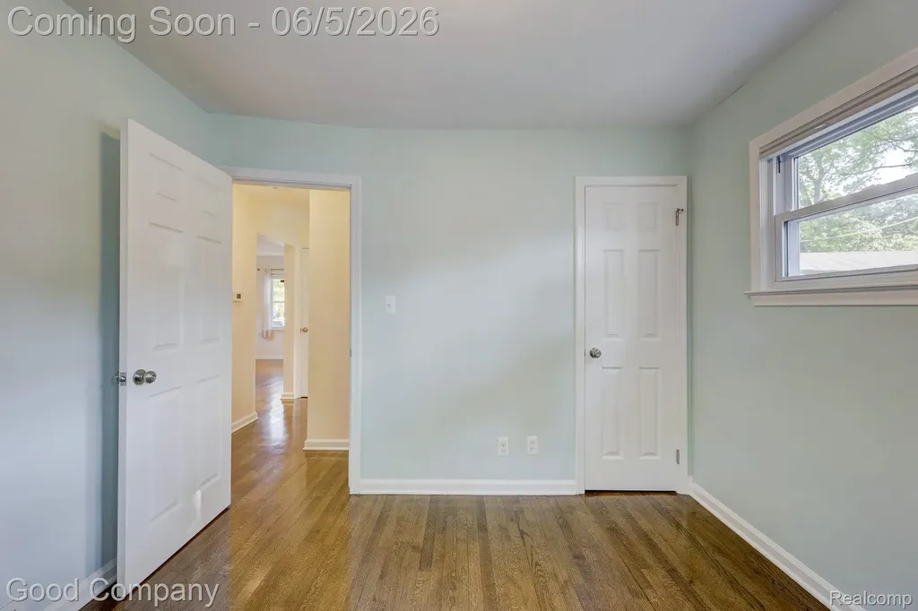 1218 Hoffman Avenue Royal Oak City MI 48067