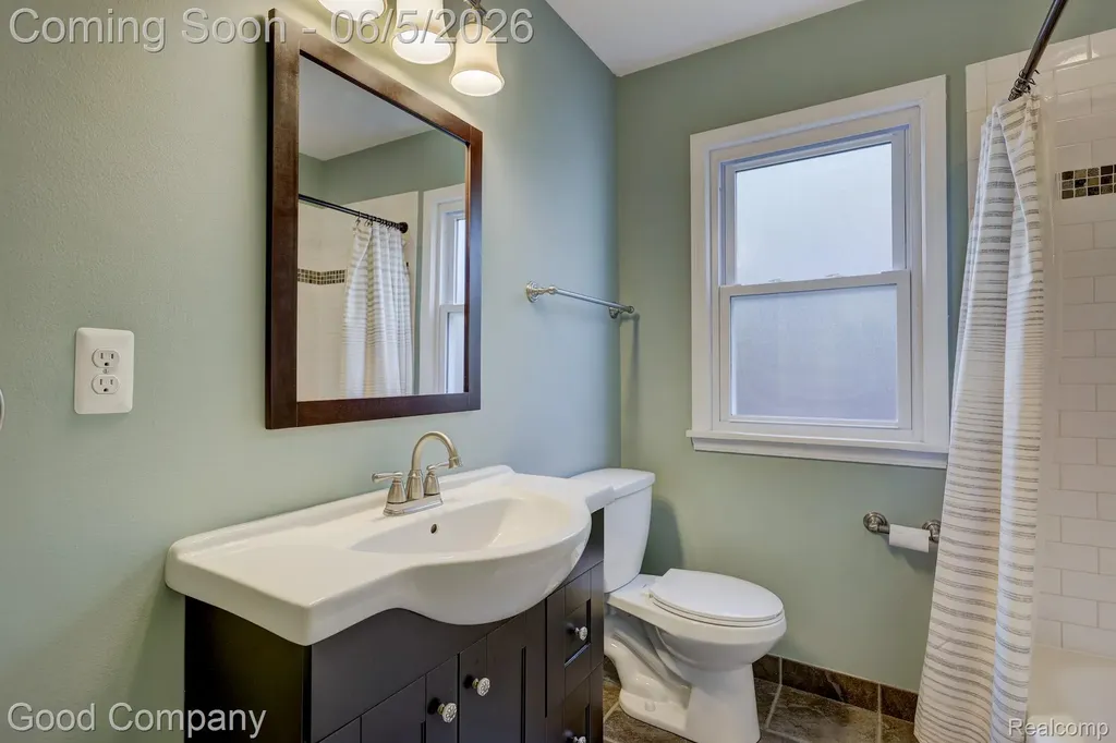 1218 Hoffman Avenue Royal Oak City MI 48067